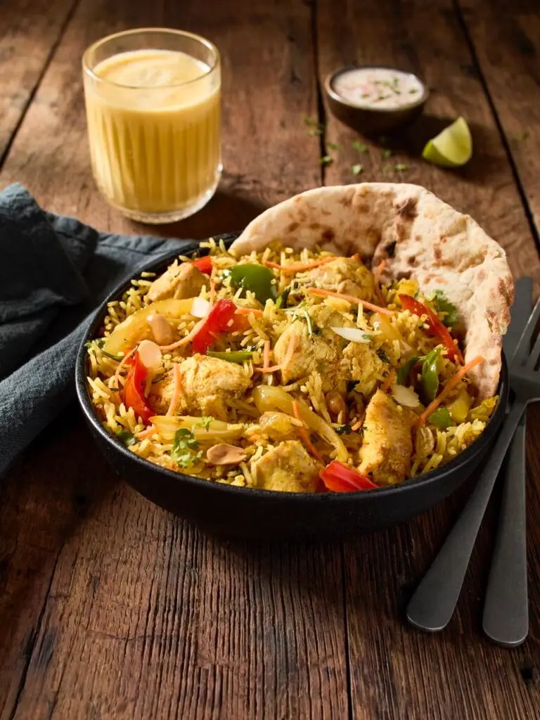 assiette de poulet byriani